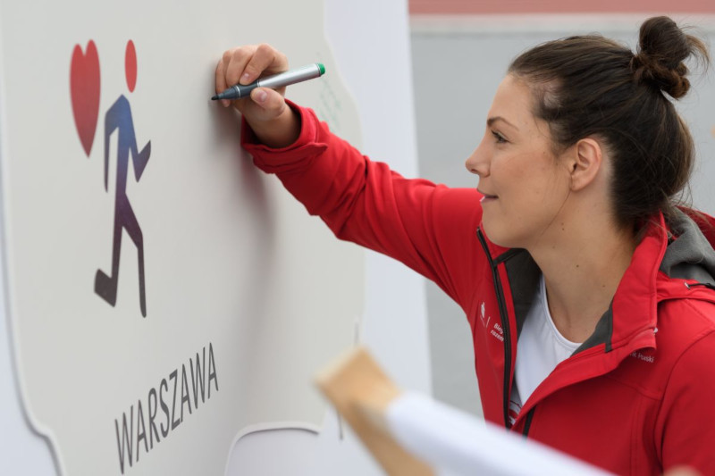 Karolina Gorczyca na biegu w Warszawie