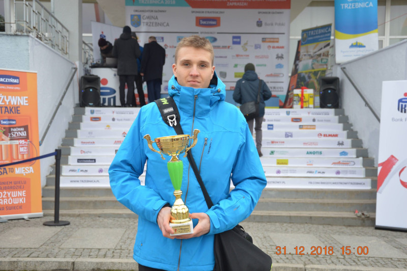 Kamil Karbowiak ma na koncie m.in. wygraną w Biegu Sylwestrowym w Trzebnicy w 2018 r.-srodek.jpg