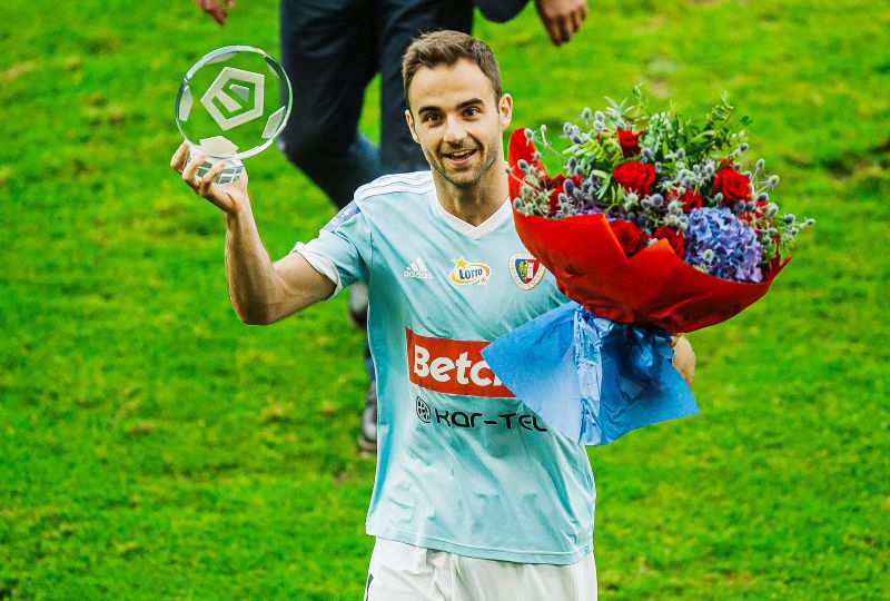 Za piłkarza sezonu uznano Jorge Felixa reprezentującego barwy Piasta Gliwice.