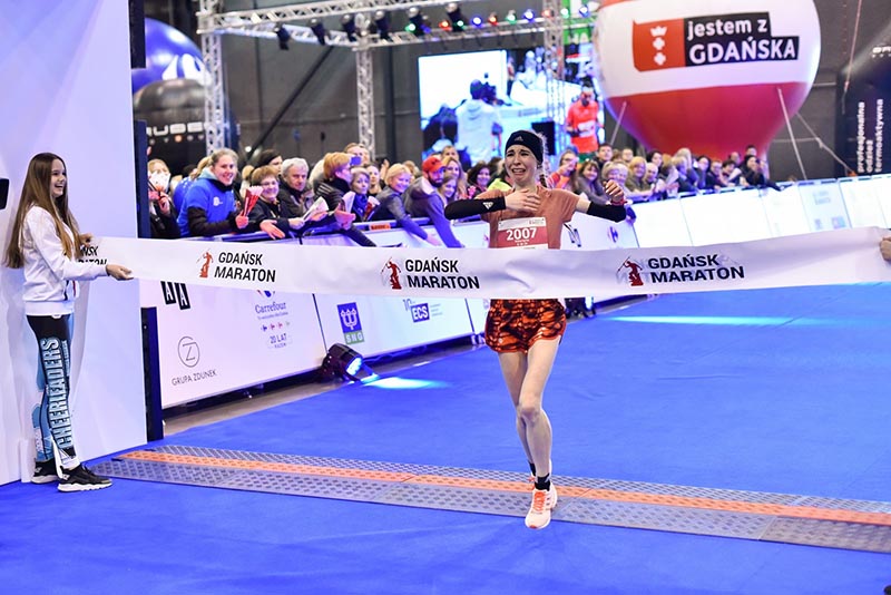 Debiut w maratonie był dla Katarzyny Pobłockiej-Głogowskiej wprost wymarzony. Wygrała w 2017 r. w Gdańsk Maratonie klasyfikację kobiet.