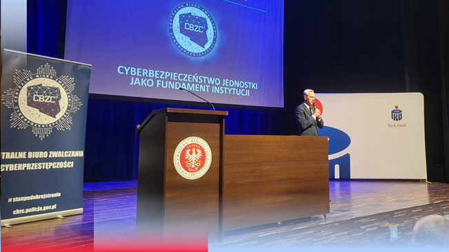 Zaufanie w czasach cyberzagrożeń – PKO Bank Polski przypomina klientom o roli swoich pracowników