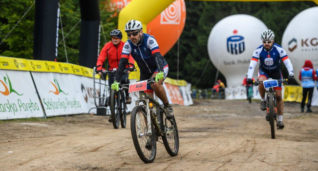 Na rowerze lepiej, szybciej i efektywniej. Bankowi kolarze #6: Maciej Mikołajun