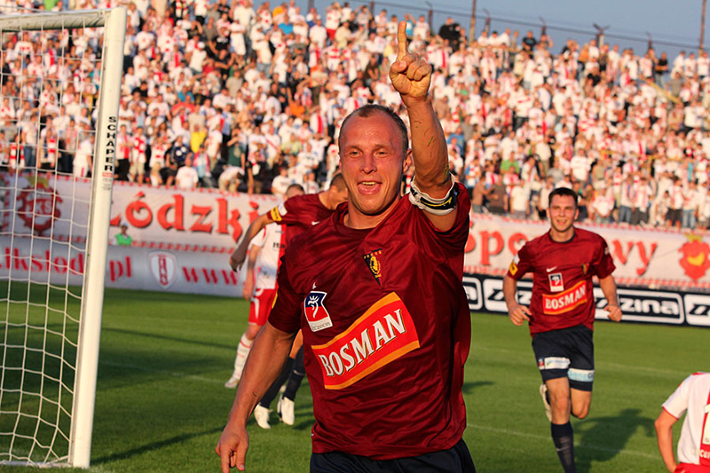 Olgierda Moskalewicza  zdobył 92 gole w trakcie trzech pobytów w klubie w okresie 1991-2010. 5 Archiwum Pogoń Szczecin.JPG