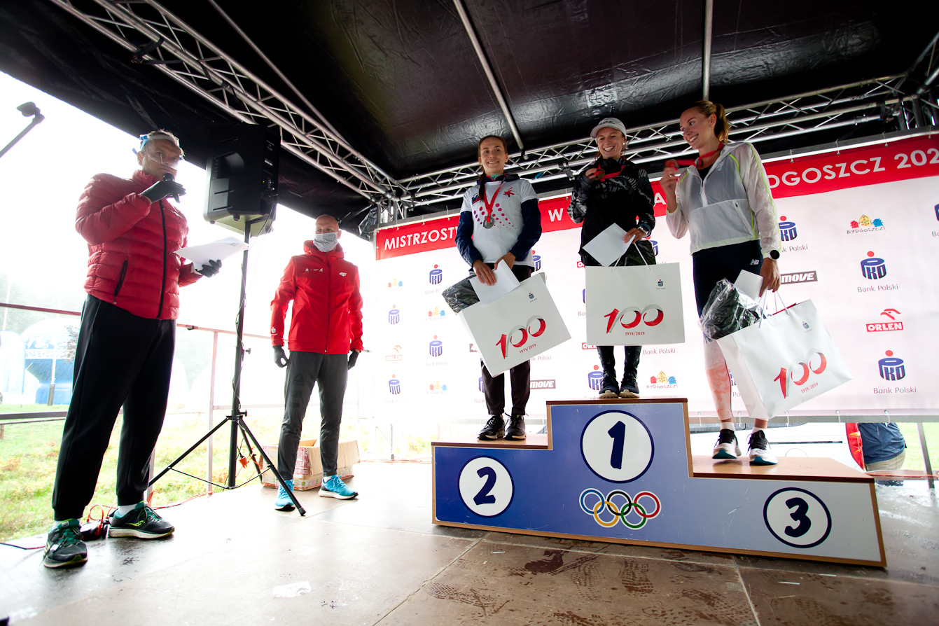 Czołowa trójka Mistrzostw Polski w półmaratonie w kategorii Pań - Angelika Mach, Monika Jackiewicz, Joanna Dorociak