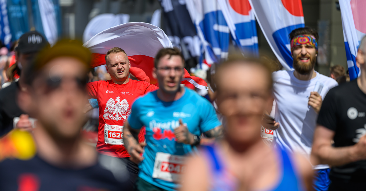 PKO Bank Polski sponsorem głównym Warszawskiej Triady Biegowej. Korzyści dla klientów.