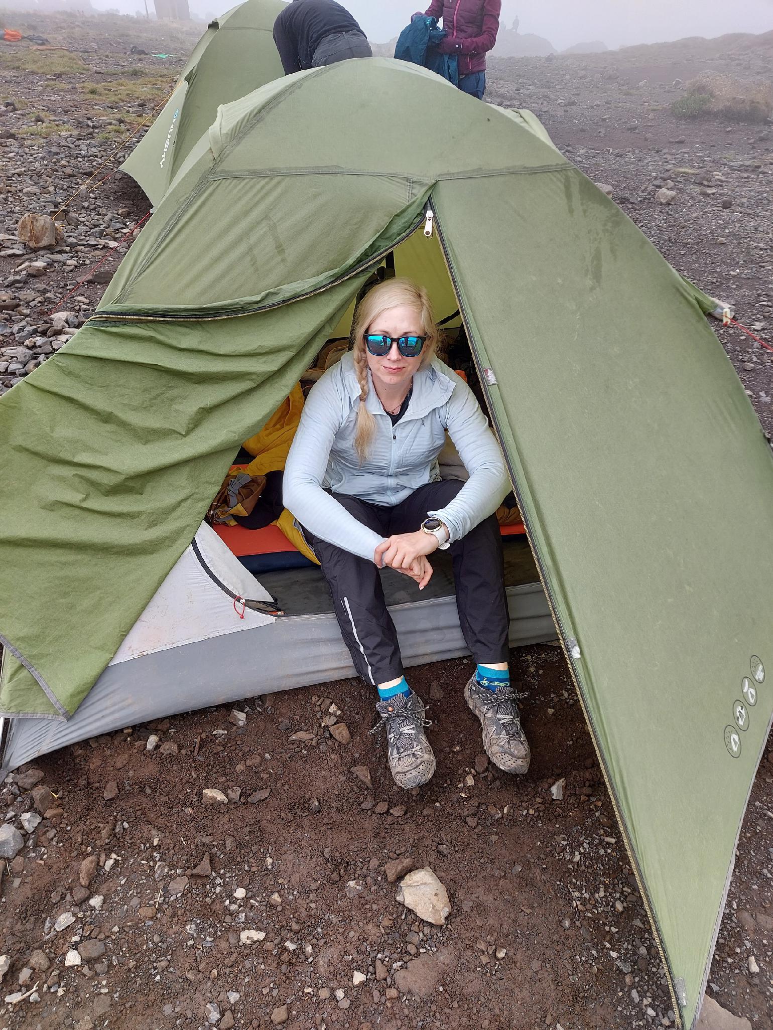 Odpoczynek podczas wyprawy na Kilimandżaro