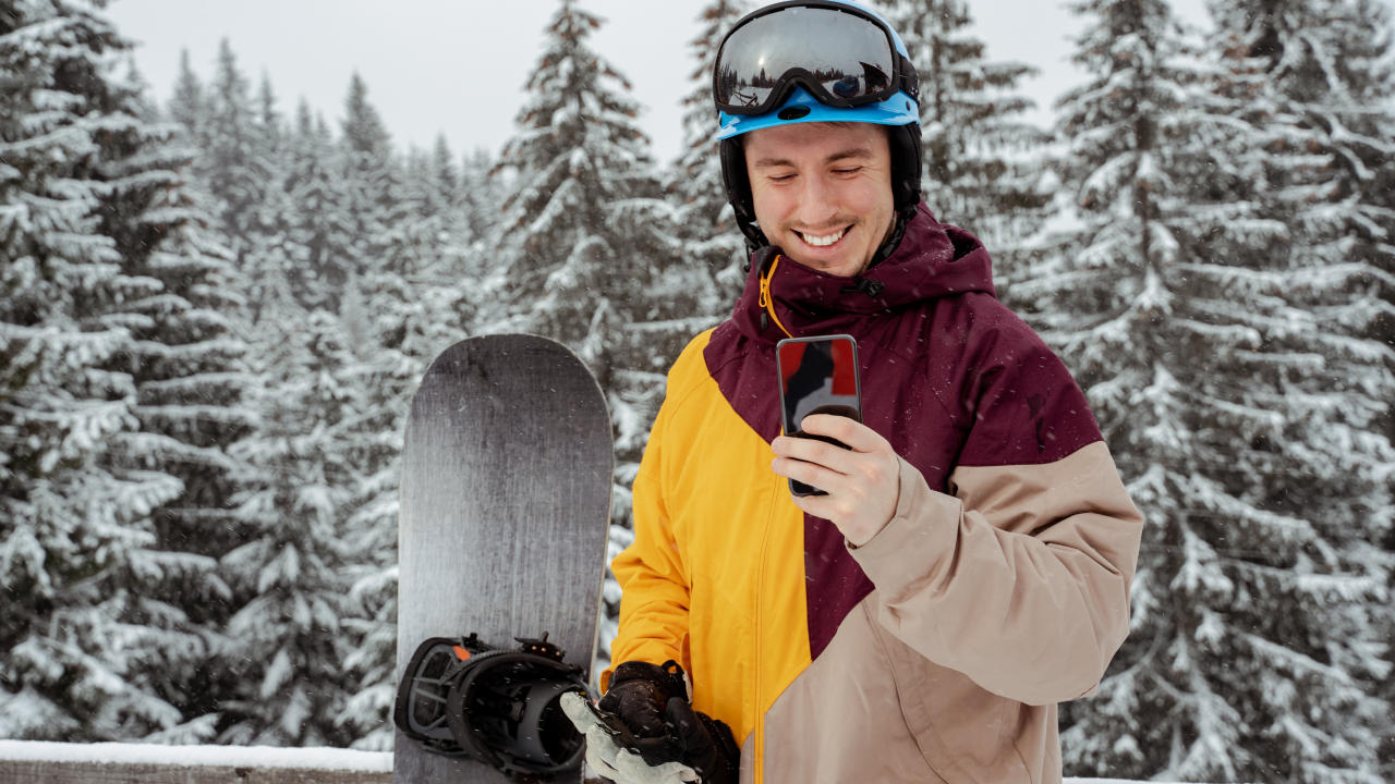 Nowe funkcje w IKO i iPKO: internet za granicą, tańsze wakacje i bezpieczne przelewy na selfie
