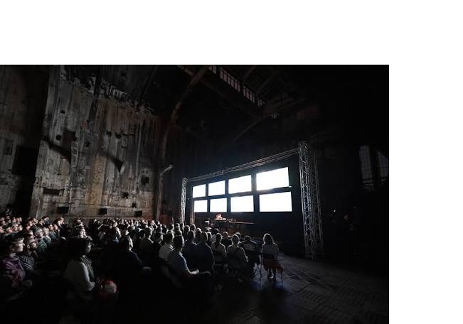 Fotofestiwal. Łódź oddycha nie tylko fotografią – wyjątkowy koncert Hani Rani i sir Johna Akomfraha